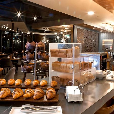ホテル Doubletree By Hilton Windsor, On エクステリア 写真