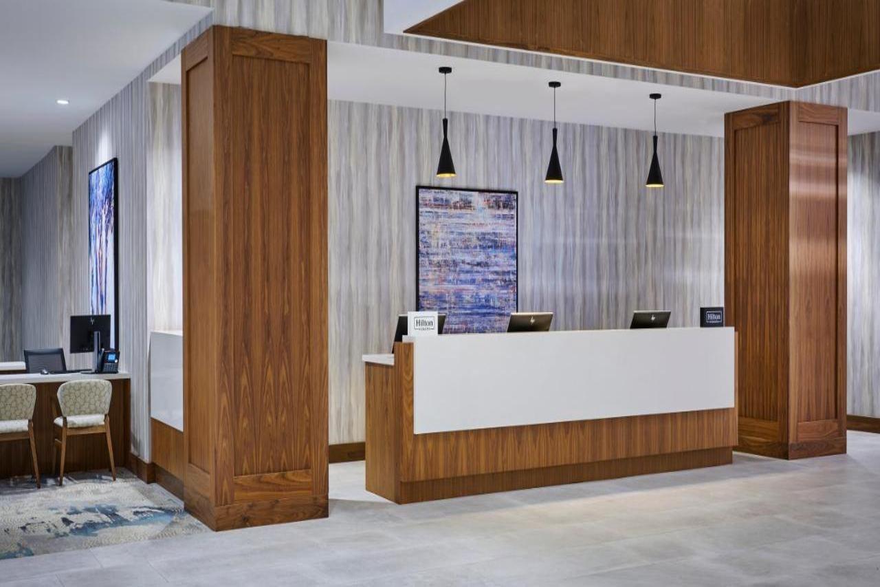 ホテル Doubletree By Hilton Windsor, On エクステリア 写真