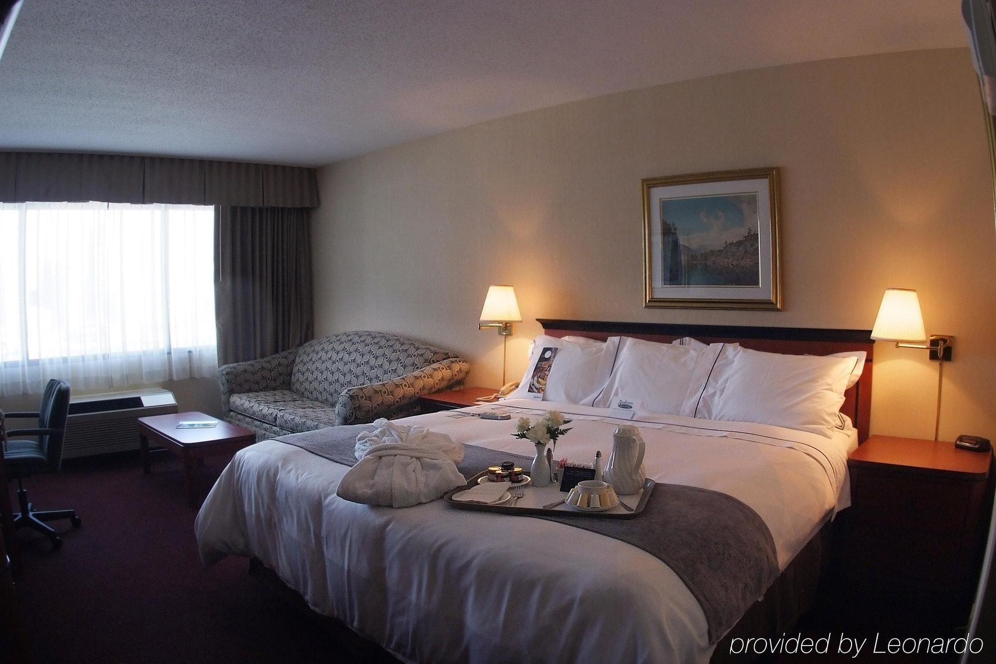 ホテル Doubletree By Hilton Windsor, On 部屋 写真